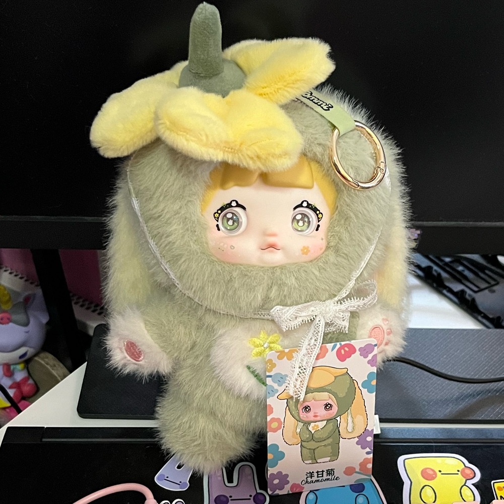 Nommi chamomile garden rabbit series
